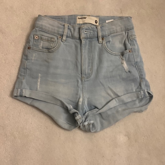 Jean shorts distressed - Picture 1 of 2